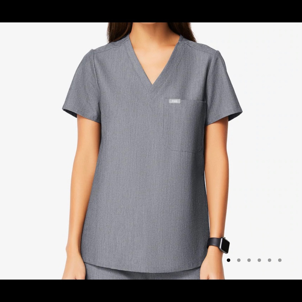 FIGS Size medium Catarina one pocket scrub top